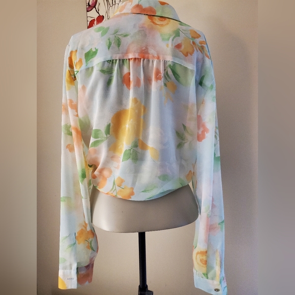 J.Jill Sheer Pastel Floral Blouse Size Medium - Picture 2 of 7